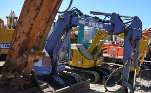 Części zamienne silnika Isuzu 4FA1 z maszyn budowlanych