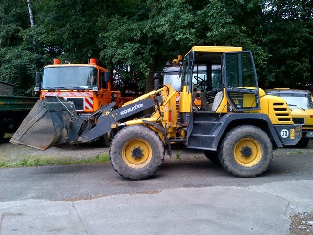 KOMATSU WA 115-3 uszczelka głowicy