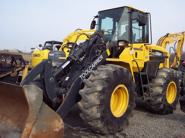 KOMATSU WA 250 filtry