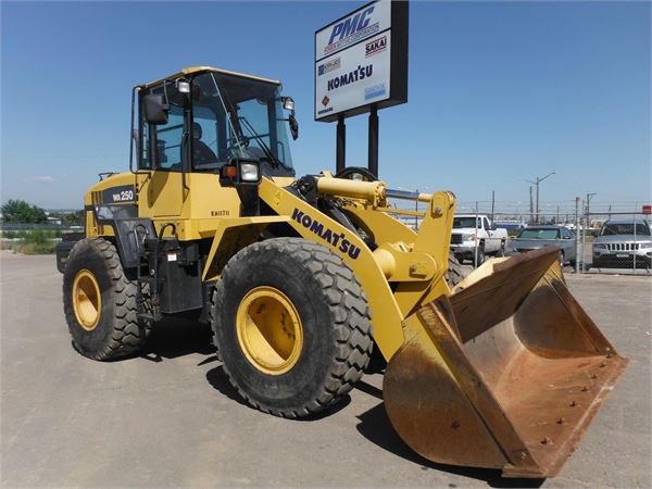 KOMATSU WA 250-6 pompa wody