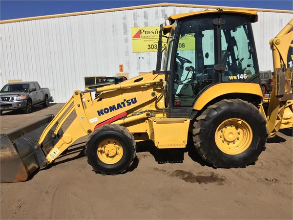 KOMATSU WB 146-5 pompa wody