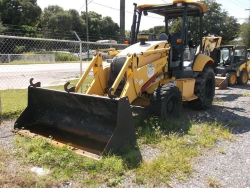 KOMATSU WB 146-5 uszczelka głowicy