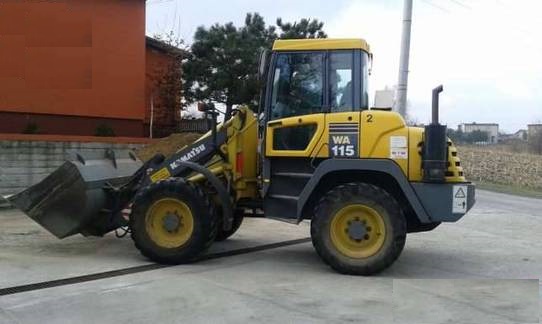 KOMATSU WB 156 PS-5 części zamienne
