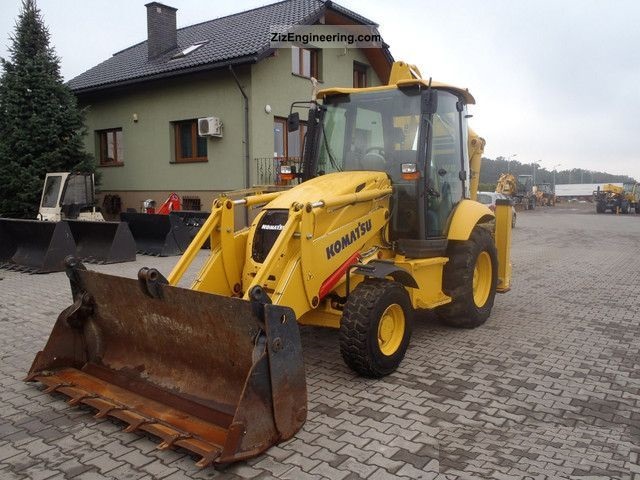 KOMATSU WB 91 R-1 uszczelka głowicy