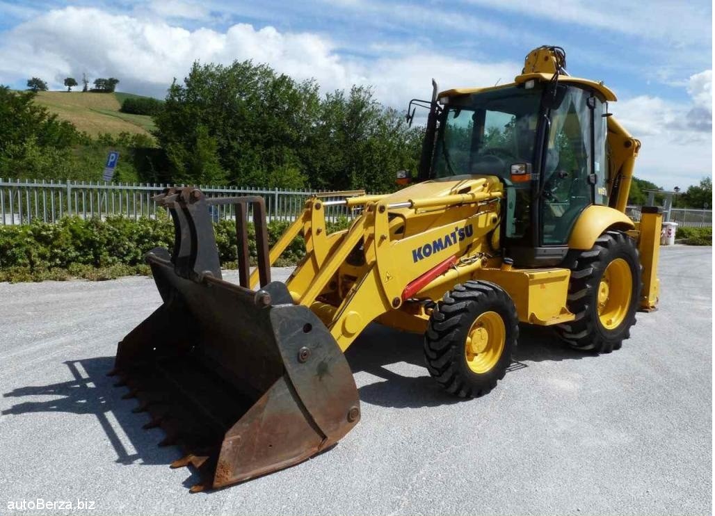 KOMATSU WB 97 R-2 pompa wody