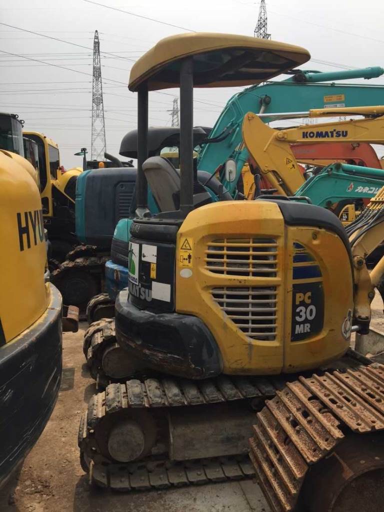 PC 30MR2 KOMATSU tłoki i pierścienie